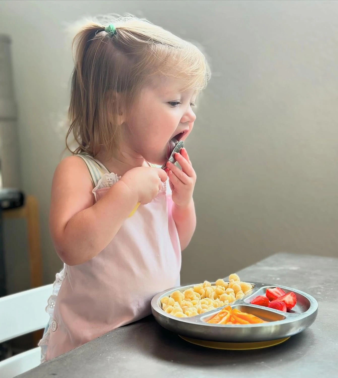 Avanchy Baby Plates with Suction – Stainless Steel Divided Plates for Toddlers, BPA-Free, Dishwasher Safe, Unbreakable, Non-Toxic, 100% Silicone Suction – White