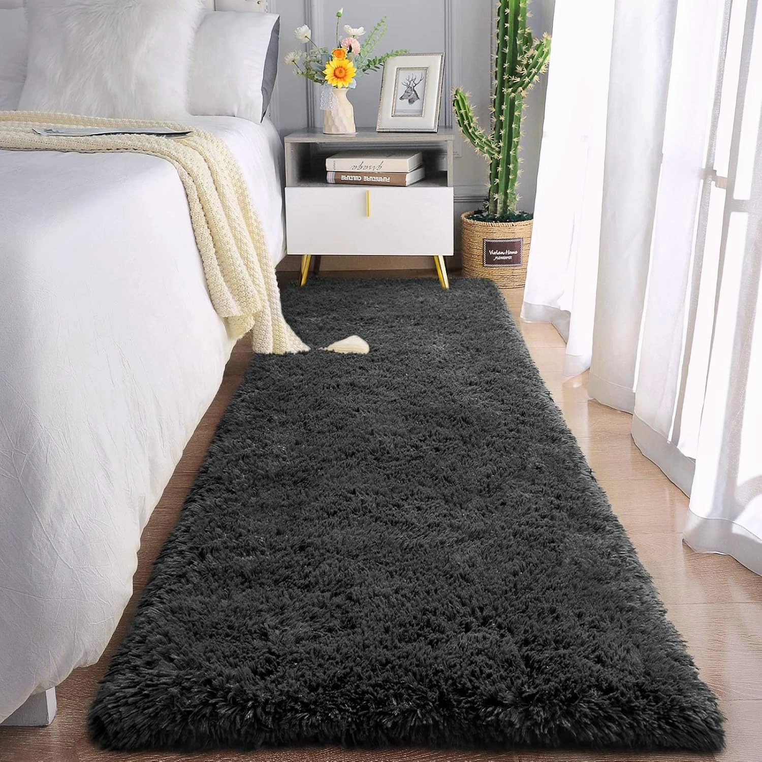 Chicrug Soft Runner Rugs for Bedroom Living Room Plush Fluffy Rug 2x6 Feet, Shag Furry Area Rug Carpet Non Shedding for Nursery Children Kids Girls Room Home Decorative, Dark Grey