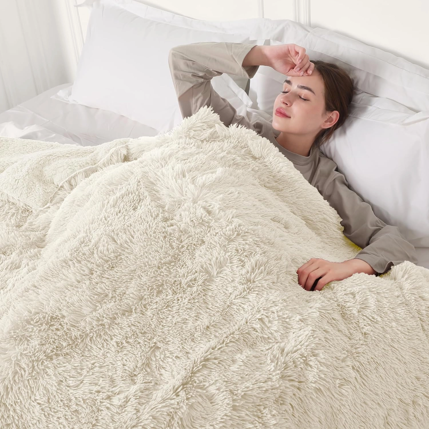 Electric Blanket Heated Throw, Super Cozy Luxury Faux Fur & Extra Thick Sherpa Electric Throw Blanket with 5 Heating Levels & 4 Hours Auto Off, Fast Heating & ETL & FCC Certification, 50" x 60", Cream