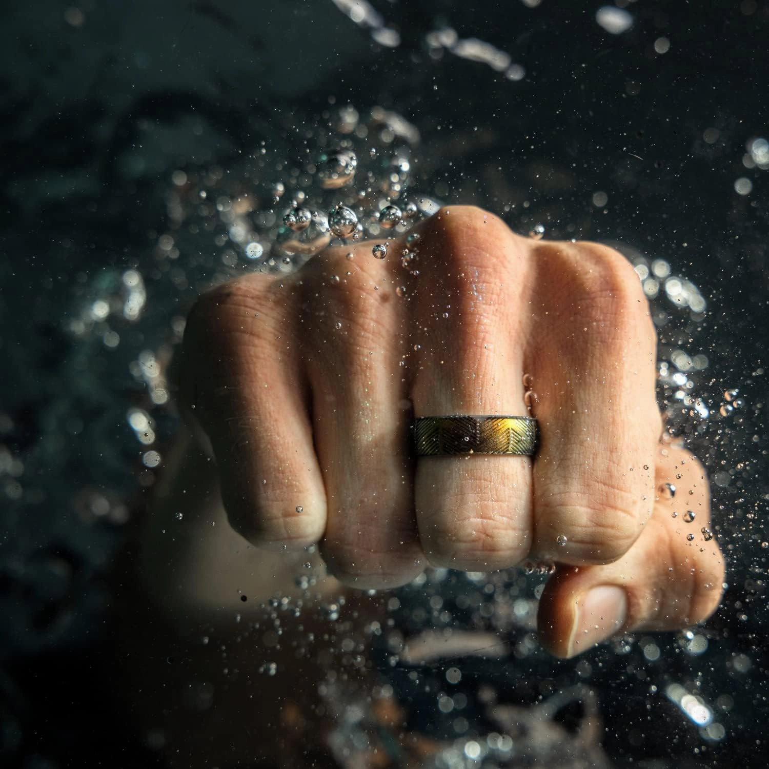 Enso Rings Classic Legend Silicone Ring - Made in The USA - an Ultra Comfortable, Breathable, and Safe Silicone Ring - Men's and Women's Silicone Wedding Ring