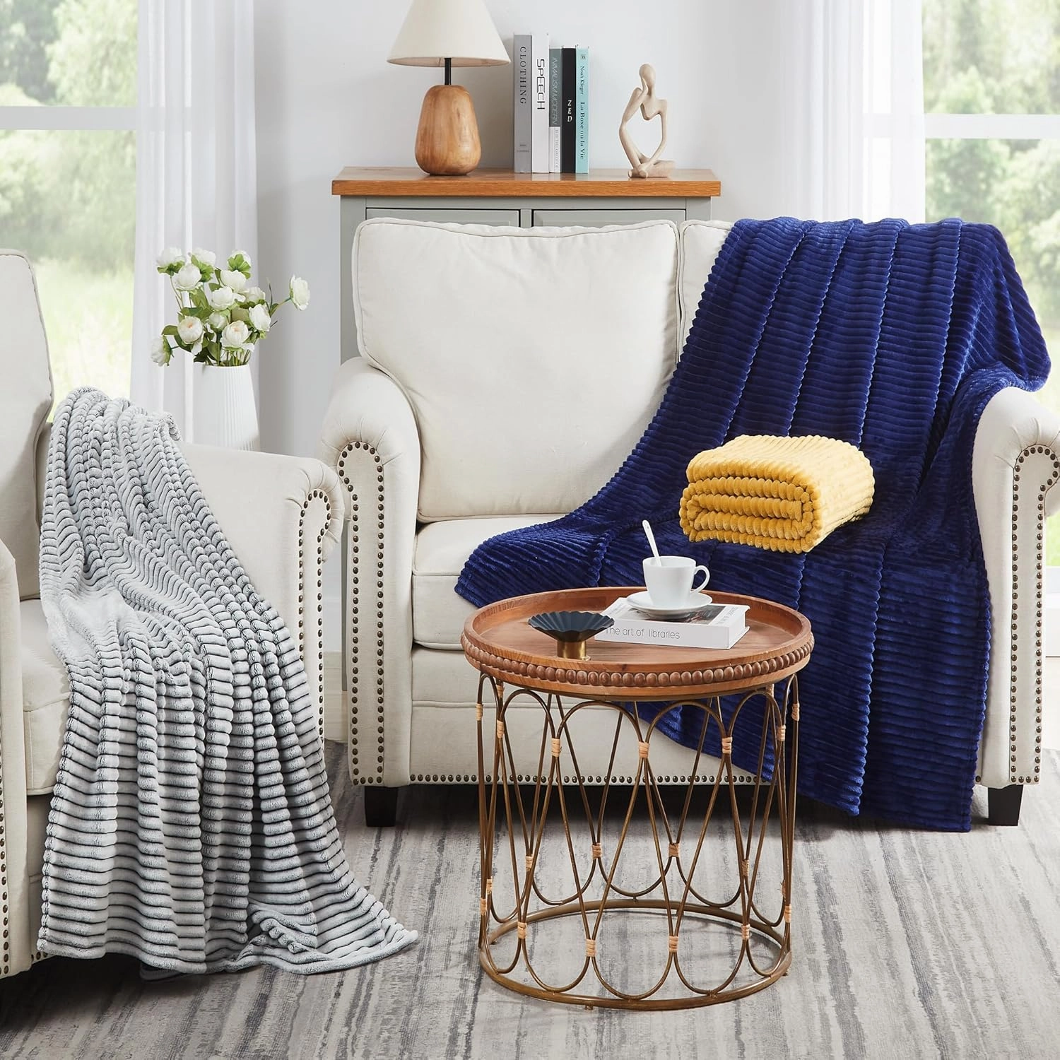 Geniospin Navy Blue Fleece Throw Blanket, 280GSM Extra Soft Lightweight Blanket with Strip, Plush Fuzzy Cozy Blankets and Throws for Couch, Bed, Sofa Cozy, Warm and Breathable (Navy, 60x80 inches)