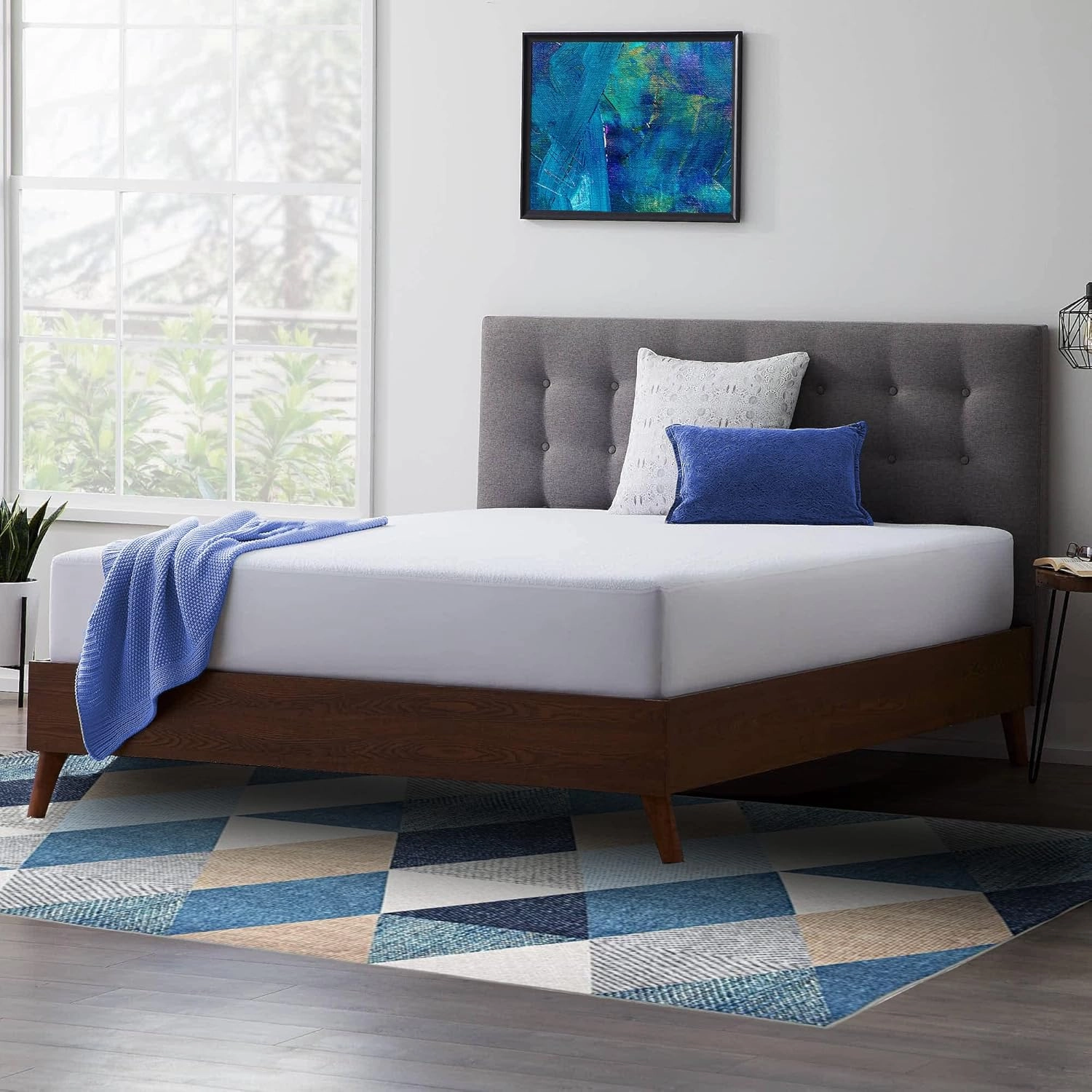Greaton Ultra Plush Mattress Protector for 6" to 9" Mattresses, Heavy Duty Waterproof Zippered Bedbug Protectors, Washable Fabric, Dirt and Fungus Proof, Twin, White