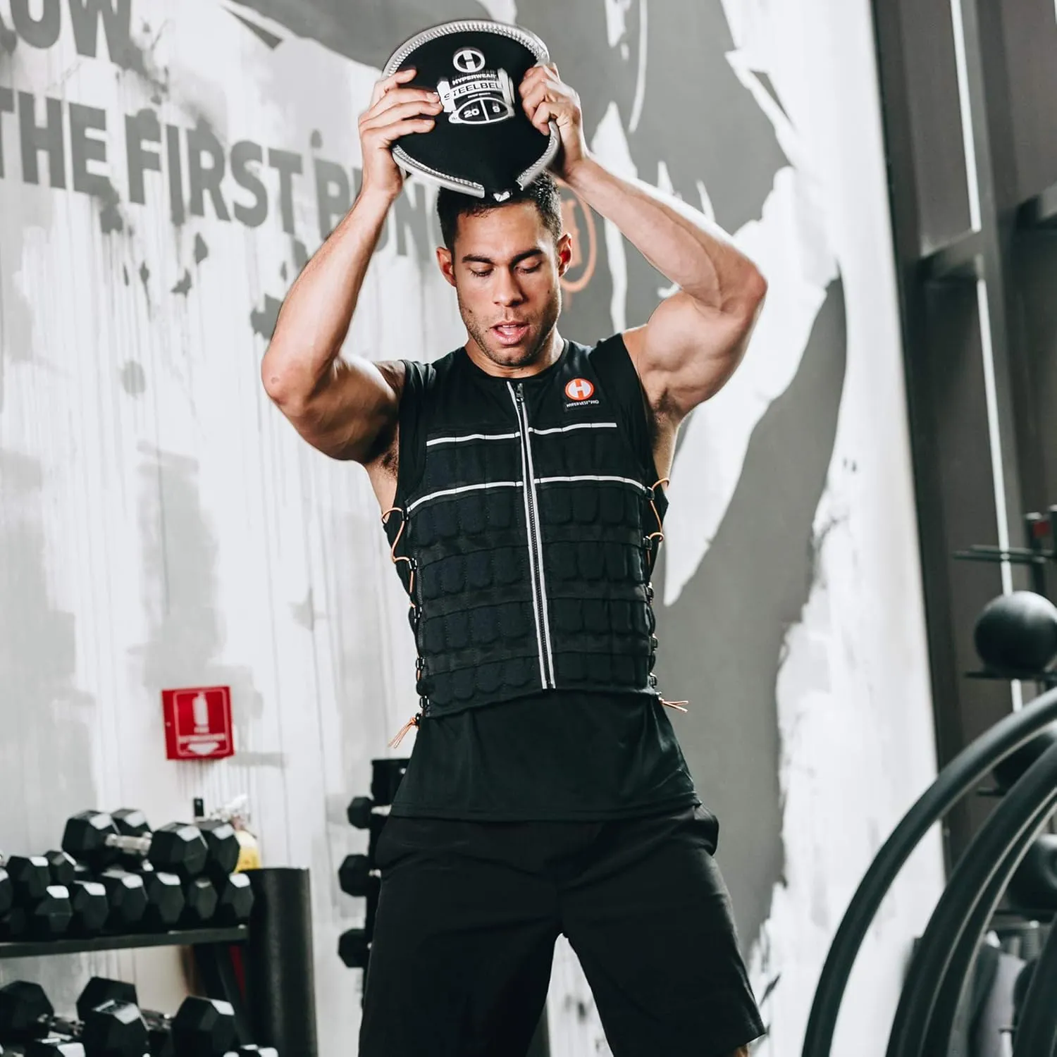 Hyperwear SteelBell - Hyper Flex 4-Way Stretch Neoprene, Patented No-Leak Slam Ball Kettlebell Strength Training - Sustainably Sourced USA Steel Shot