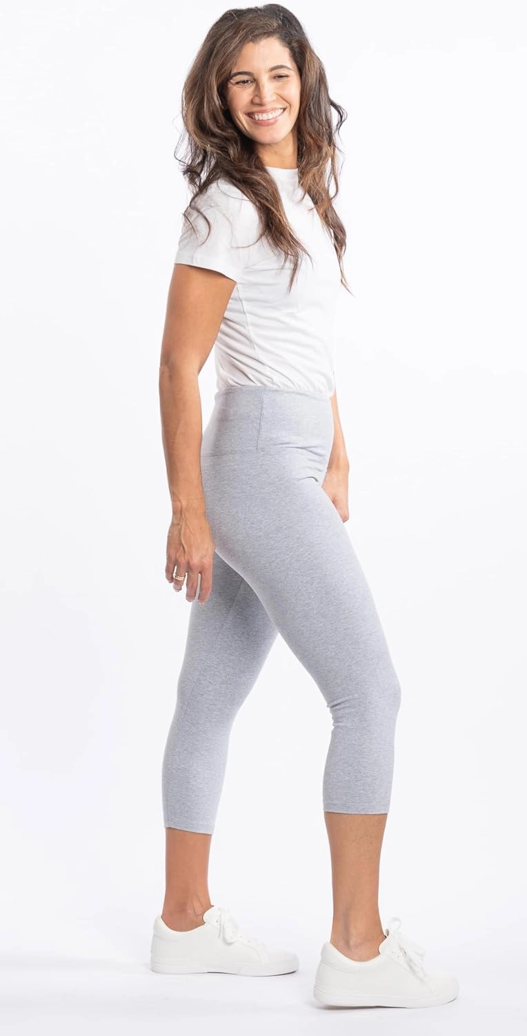 INTRO. Tummy Control High Waist Pull-On Capri Length Legging