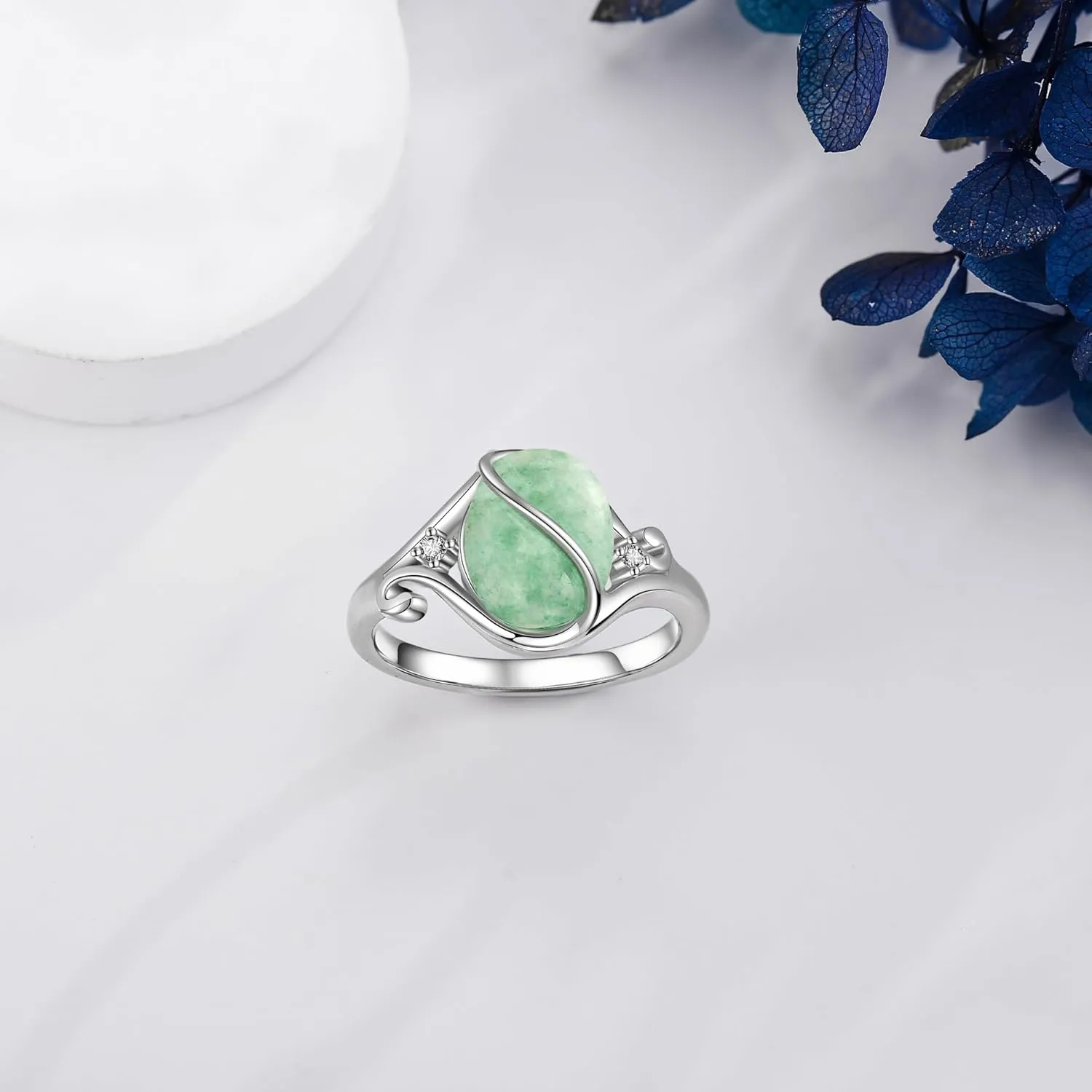 Jade Ring S925 Sterling Silver Vintage Oval Green Jade Ring Jewelry for Women