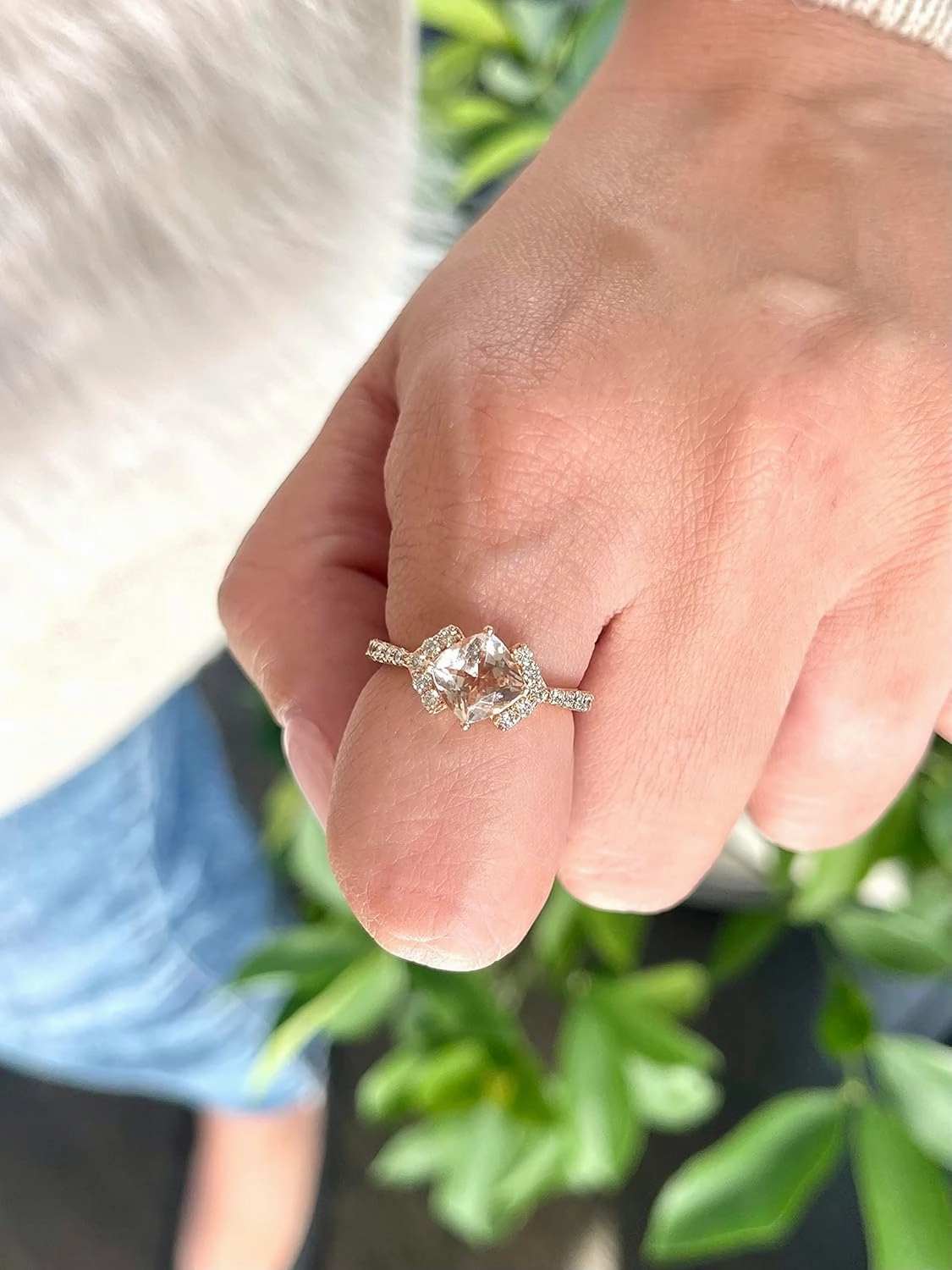 LE VIAN 3/8 Carat Diamond and 1 1/4 Carat Pink Morganite Statement Ring for Women I 14k Rose Gold Ring for Her with Cushion Cut Gemstone (SI1-SI2, 0.37 cttw) Promise Anniversary Band Size 5 to 10