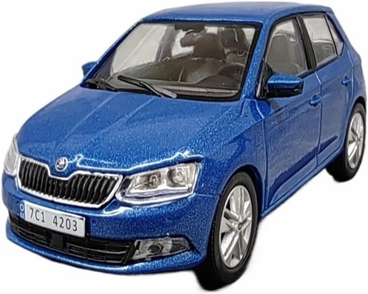 Metal Vehicles Toys 1/43 for Skoda Fabia III Alloy Sedan Car Model Classic Toys Collection Display Viewing Home Or Office Décor