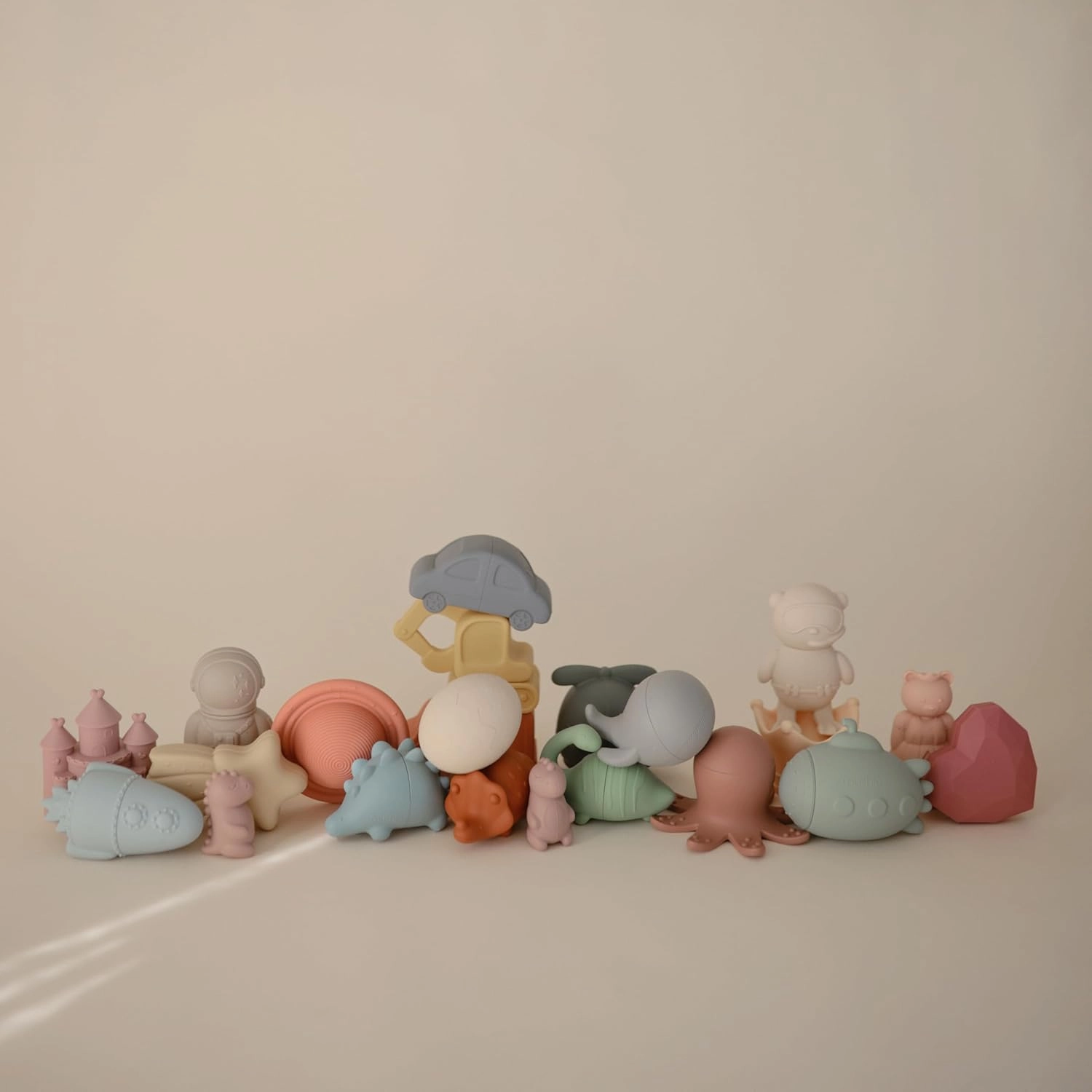 mushie Dino Bath Toys Play Set for Toddlers | 100% Food Grade Silicone | Mold Free, Pack of 5