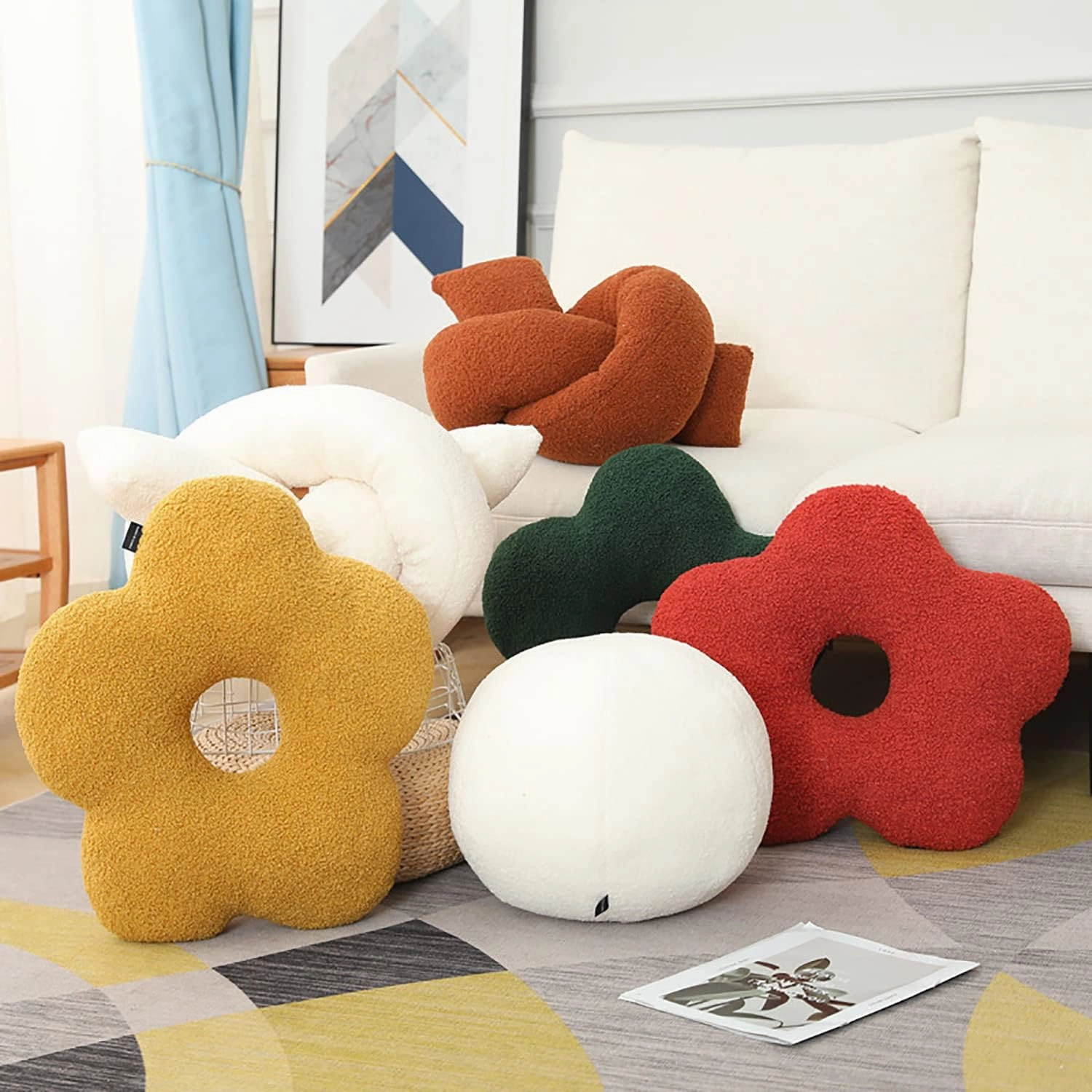 Nordic Style Flower-Shaped and Ball Throw Pillows - Sofa Cushions, Plush Throw Pillow (Brown, 33cm/12.99inch)