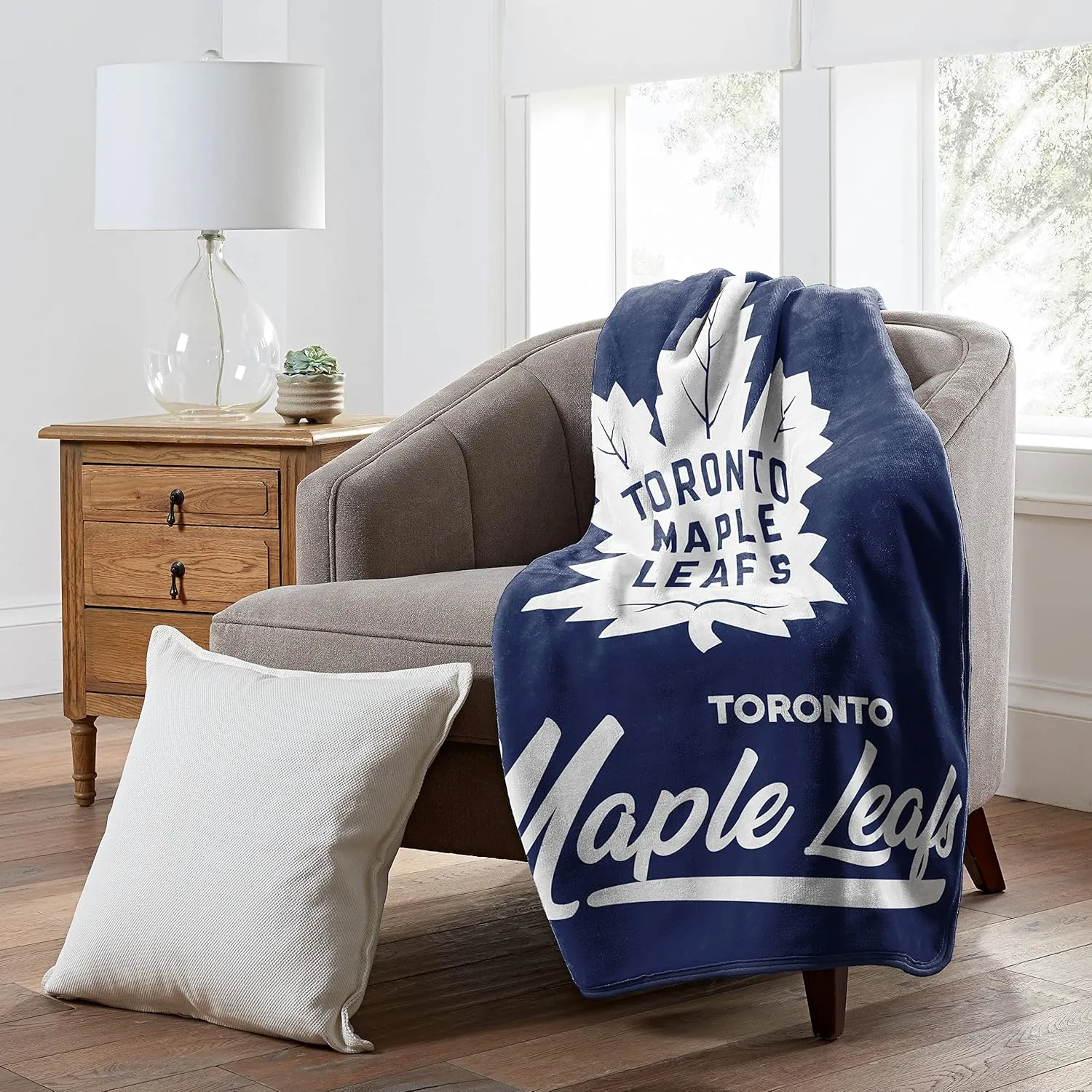 NORTHWEST NHL Unisex-Adult Raschel Throw Blanket