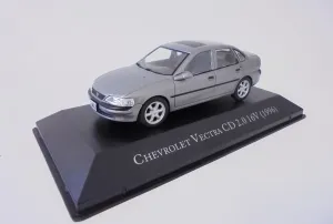 OPO 10 - 1/43 Model car Compatible with Chevrolet Vectra CD 2.0 16V 1996 - AR158