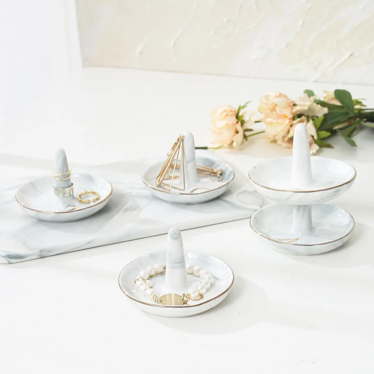 oskas Personalised Marble Letter Ring Dish Holder,Engagement Wedding Bridal Shower Gift，Decorative Trinket Jewelry Tray,4 Inch,Ceramic (B)