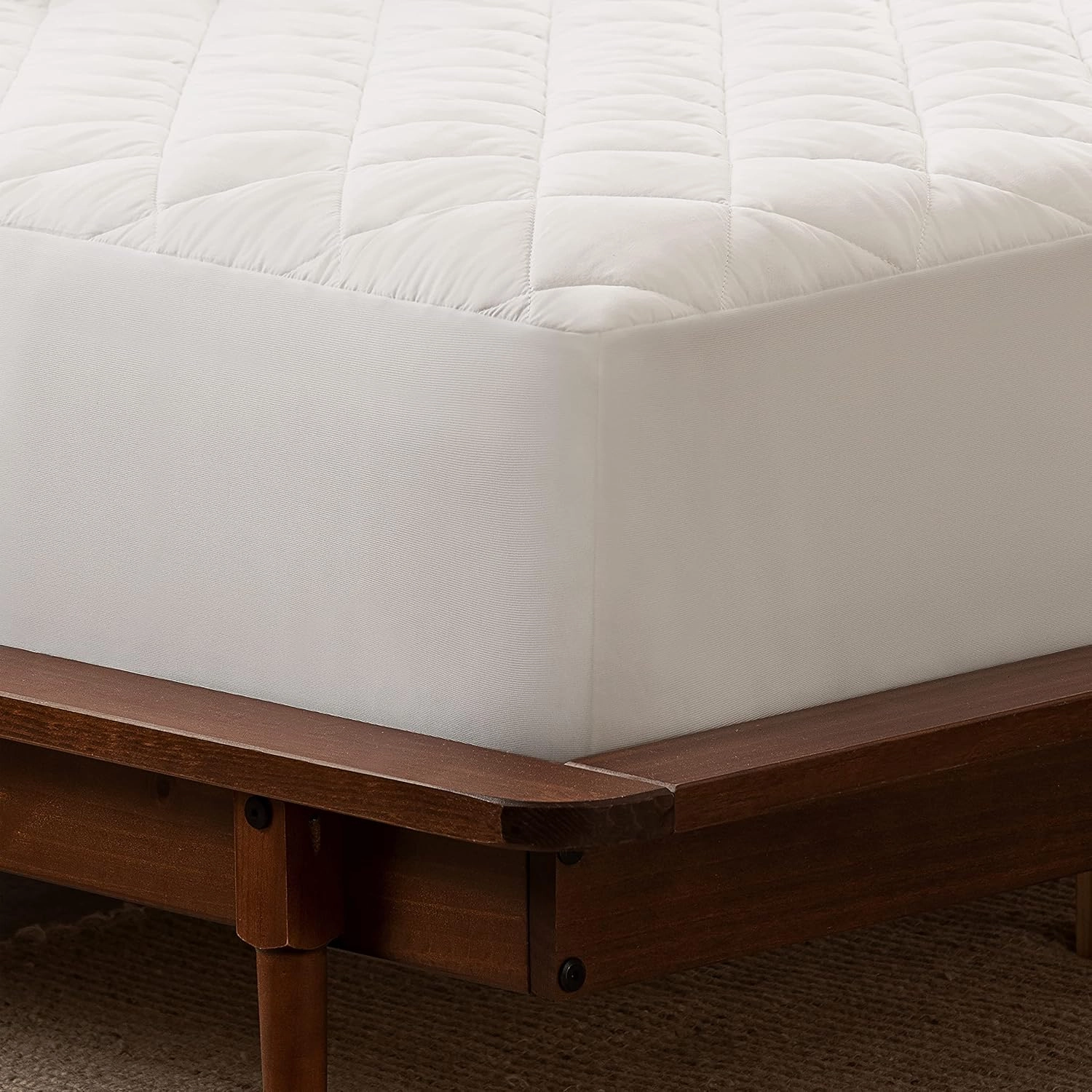 SERTA Power Clean Triple Action Quilted Soft Waterproof Mattress Pad Protector, Moisture Wicking Protection with 15" Deep Pocket, Full, White