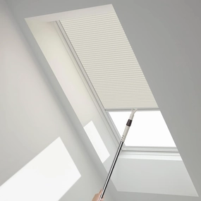 Skylight Shades & Blinds Aluminum Light Filtering Cellular Shade Cordless Window Blinds Suitable Roof Inclined Plane Room Windows Custom Size Filtering-Beige.