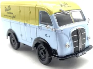 Sports car Metal Model 1:43 Small Scale for Austin K8 Truck Alloy Car Model Simulation Collection Ornaments Yellow Blue for Home Décor