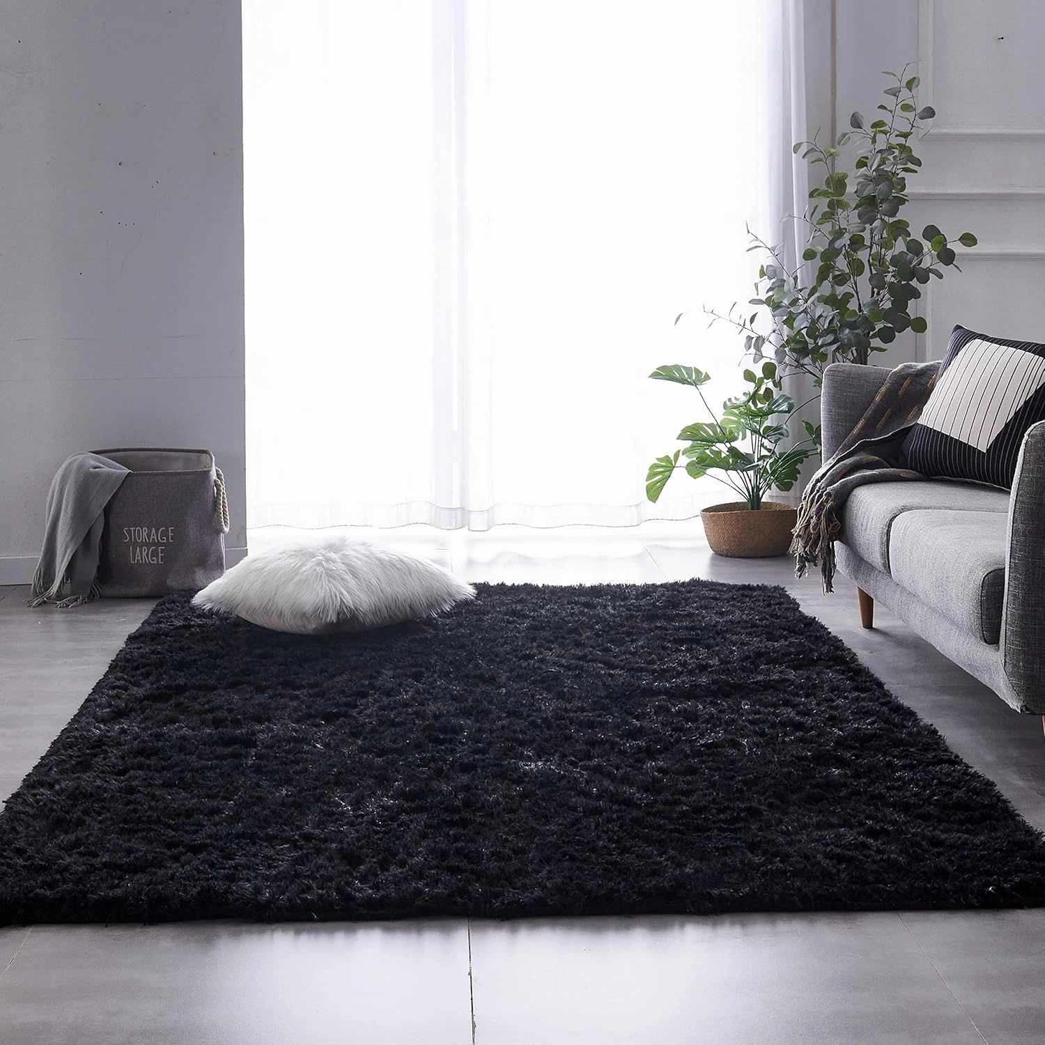 TABAYON Luxury Shag Area Rug, 3x5 Feet Black Rectangle Plush Fuzzy Rugs, Non-Slip Shaggy Furry Carpets for Kids Room Bedroom