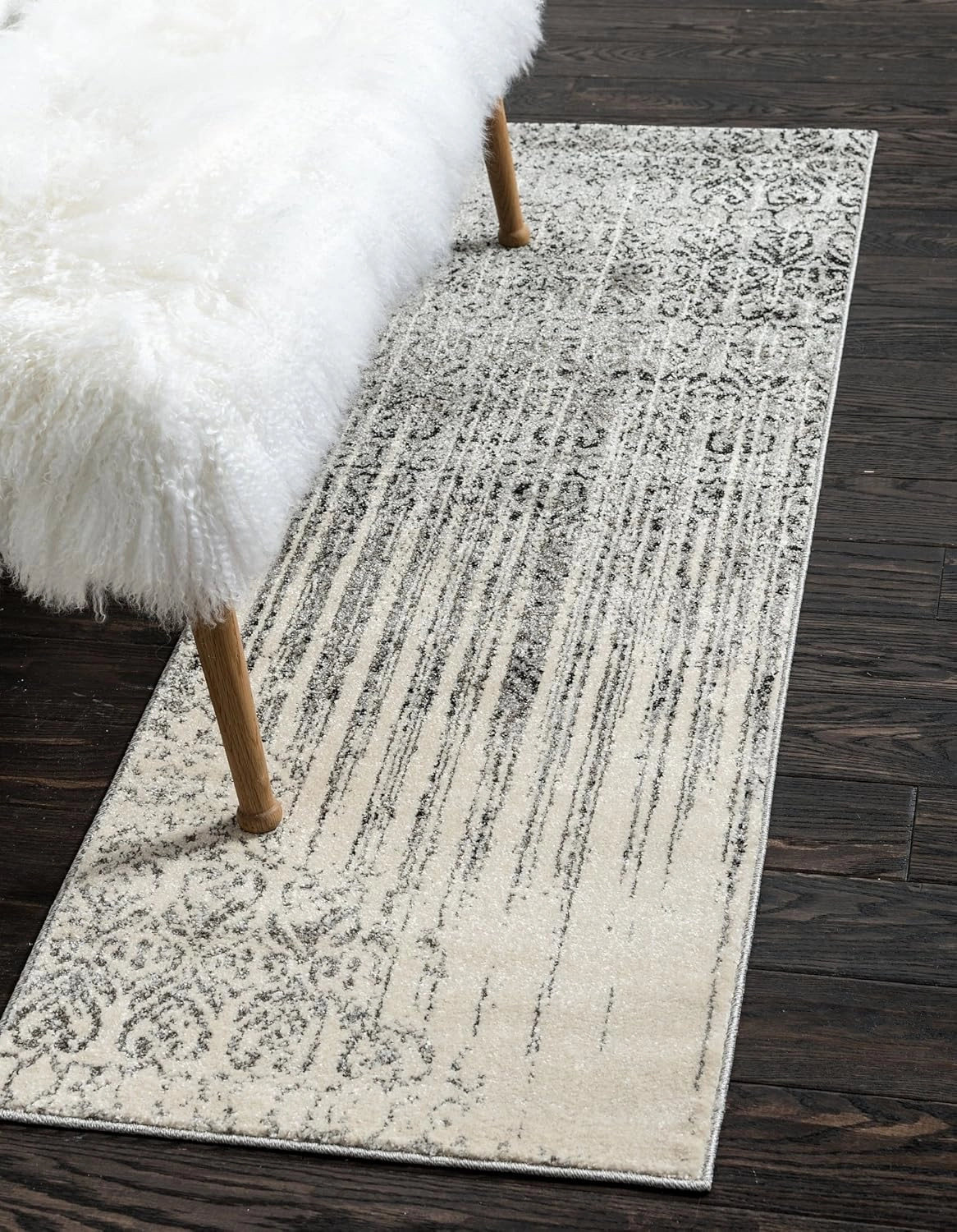 Unique Loom Del Mar Collection Area Rug - Jennifer (2' x 6' 1" Runner, Gray/ Black)