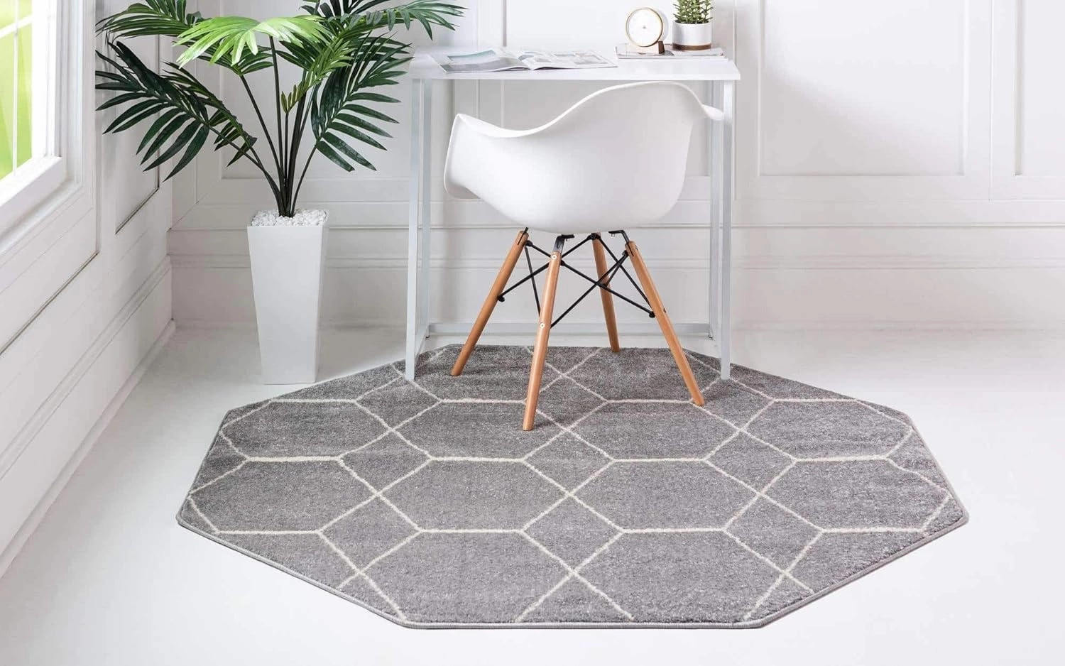 Unique Loom Trellis Frieze Collection Area Rug - Geometric (5' Octagon, Light Gray/ Ivory)