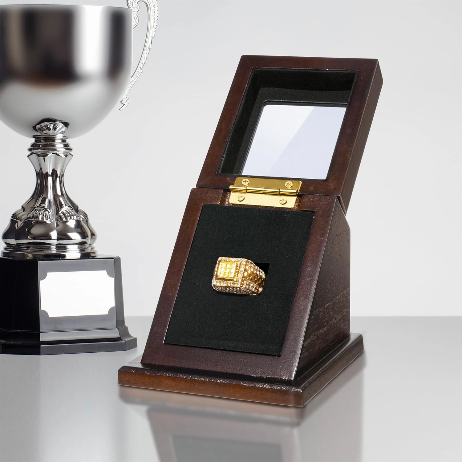 Wooden Championship Ring Display Case, Sports Ring Holder for Softball, Baseball, Basketball Fans, 1-Slot Storage Box for Multiple Rings, Showcasing Sports Souvenirs (Rings Not Included)